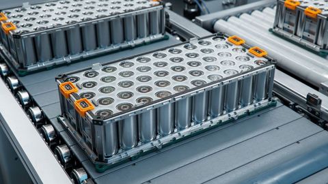 Battery Assembly Machines: Guide to Automated Battery Manufacturing